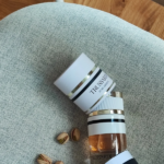 PERFUME FEMENINO TRUSSARDI PURE JASMINE EDP 90ML - Imagen 4