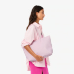 BOLSO DE HOMBRO FEMENINO LACOSTE L.12.12 CONCEPT PINK - Imagen 6