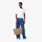 BOLSO DE HOMBRO FEMENINO LACOSTE L.12.12 CONCEPT BEIGE - Imagen 7