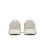 CALZADO DEPORTIVO FEMENINO NIKE TANJUN - Imagen 5