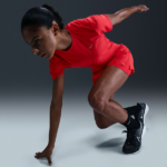 CAMISETA DEPORTIVO FEMENINO NIKE SWIFT DRI-FIT MANGAS CORTAS - Imagen 3