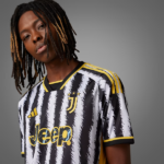 CAMISETA DEPORTIVO MASCULINO ADIDAS JUVENTUS HOME 23/24 MANGAS CORTAS - Imagen 4