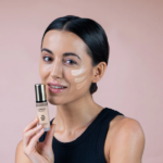 BASE FACIAL ARMAF BEAUTÉ PARFAITE FIX LIQ FOUNDATION COVERAGE 24 HR PORCELAIN 27ML - Imagen 4