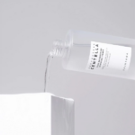 TÓNICO FACIAL SKIN1004 MADAGASCAR CENTELLA TONE BRIGHTENING BOOSTING 210ML - Imagen 3