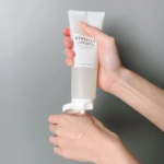 GEL LIMPIADOR FACIAL SKIN1004 MADAGASCAR CENTELLA TONE BRIGHTENING FOAM 125ML - Imagen 6
