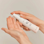 SÉRUN FACIAL BEAUTY OF JOSEON GINSENG MOIST SUN SPF 50+ PA++++ 50ML - Imagen 3
