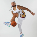 CALZADO DEPORTIVO MASCULINO PEAK TAICHI OLYMPIC FLASH 6 JOSÉ ALVARADO WHITE/ SKY BLUE/ PINK - Imagen 6