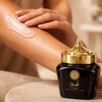 CREMA CORPORAL MASCULINO ARD AL ZAAFARAN ASAD BLACK 280GR - Imagen 4