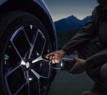 COMPRESOR DE AIRE XIAOMI MI PORTABLE ELECTRIC MJCQB06QW 2 BLACK - Imagen 7