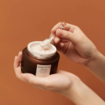 CREMA FACIAL SKIN1004 MADAGASCAR CENTELLA PROBIO-CICA ENRICH 50ML - Imagen 4