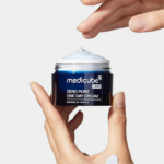 CREMA FACIAL MEDICUBE ZERO PORE ONE DAY 50ML - Imagen 6
