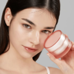 CREMA FACIAL MEDICUBE TRIPLE COLLAGEN 4.0 50ML - Imagen 7