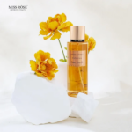 BRUMA CORPORAL FEMENINO MISS ROSE COLLECTION BARE VANILLA 250ML - Imagen 2
