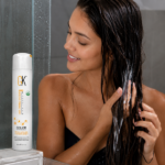 SHAMPOO CAPILAR GKHAIR MOISTURIZING COLOR PROTECTION 300ML - Imagen 2