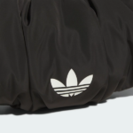 BOLSO PEQUEÑO FEMENINO ADIDAS ORIGINALS CLOUD KRINKLE VERSION BLACK - Imagen 4