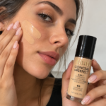 BASE FACIAL MILANI 2 EN 1 FOUNDATION +CONCEALER LIGHT BEIGE 03 - Imagen 3